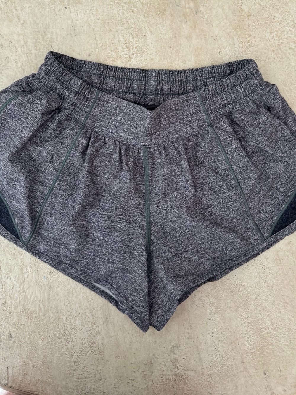 Lululemon Hotty Hot Shorts | 2.5